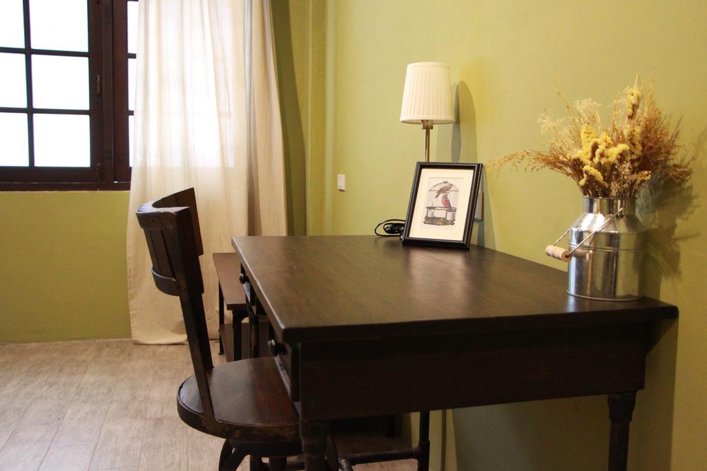Niras Bankoc Hostel Банкок Екстериор снимка