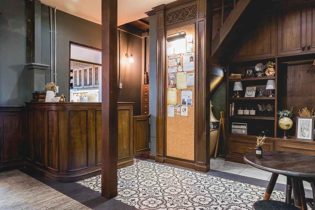 Niras Bankoc Hostel Банкок Екстериор снимка