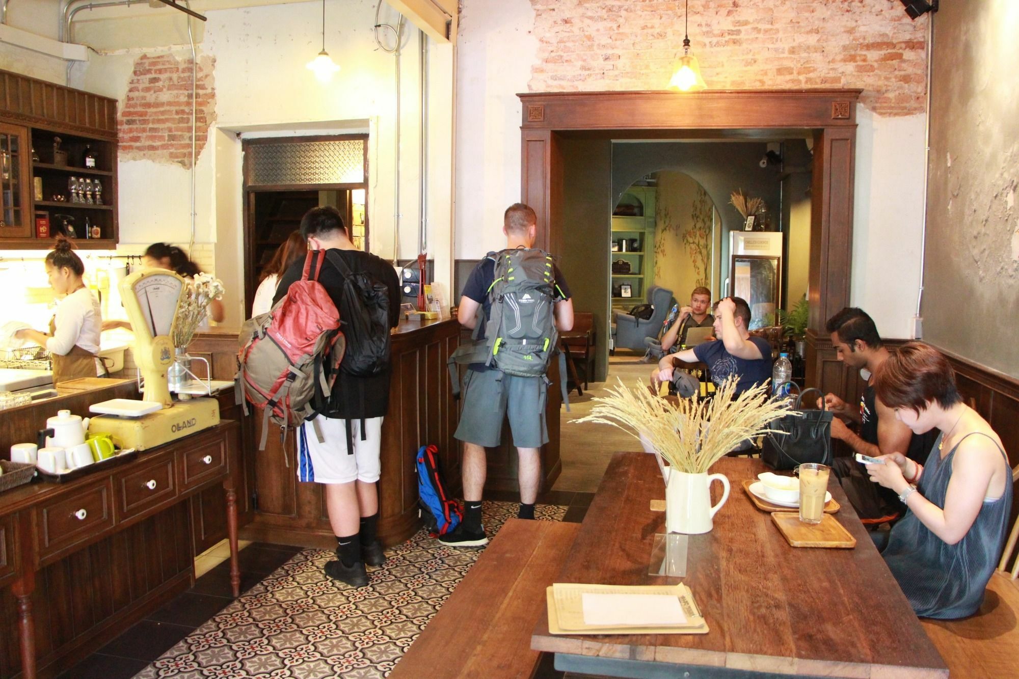 Niras Bankoc Hostel Банкок Екстериор снимка